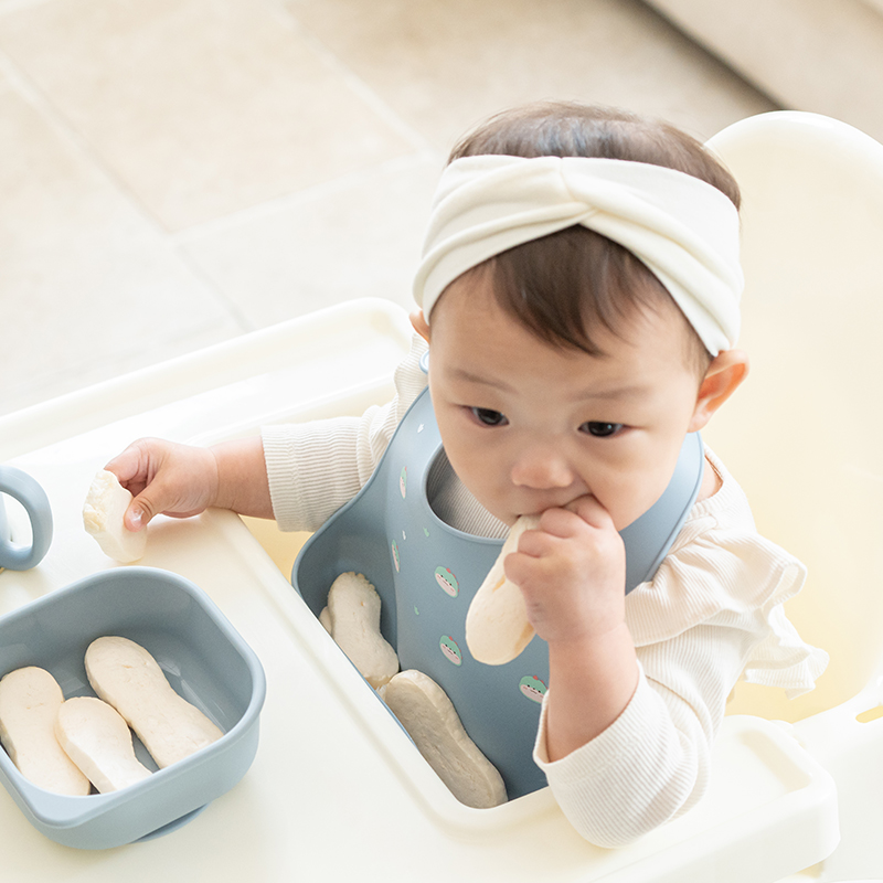 Edison Friends Silicone Baby Bib